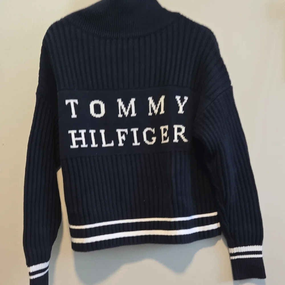 Tommy Hilfiger Navy Blue Ribbed Turtleneck Cowl Sweater - Picture 4 of 4